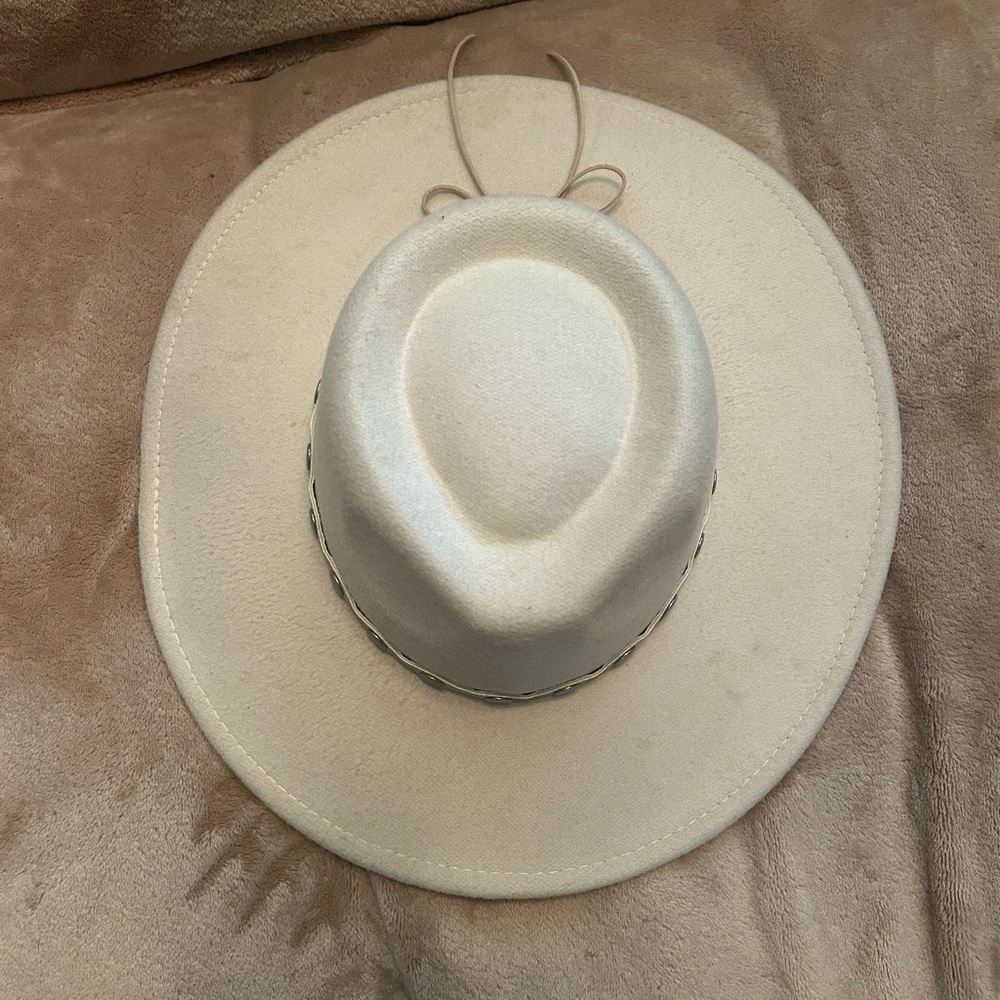 Forever 21 Cream Felt Hat